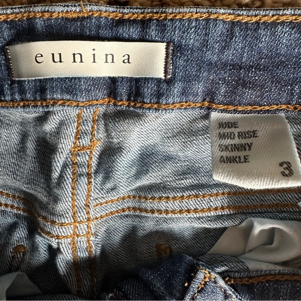 Eunina Distressed Denim Stretch Skinny Jeans Size 3 - Picture 3 of 6
